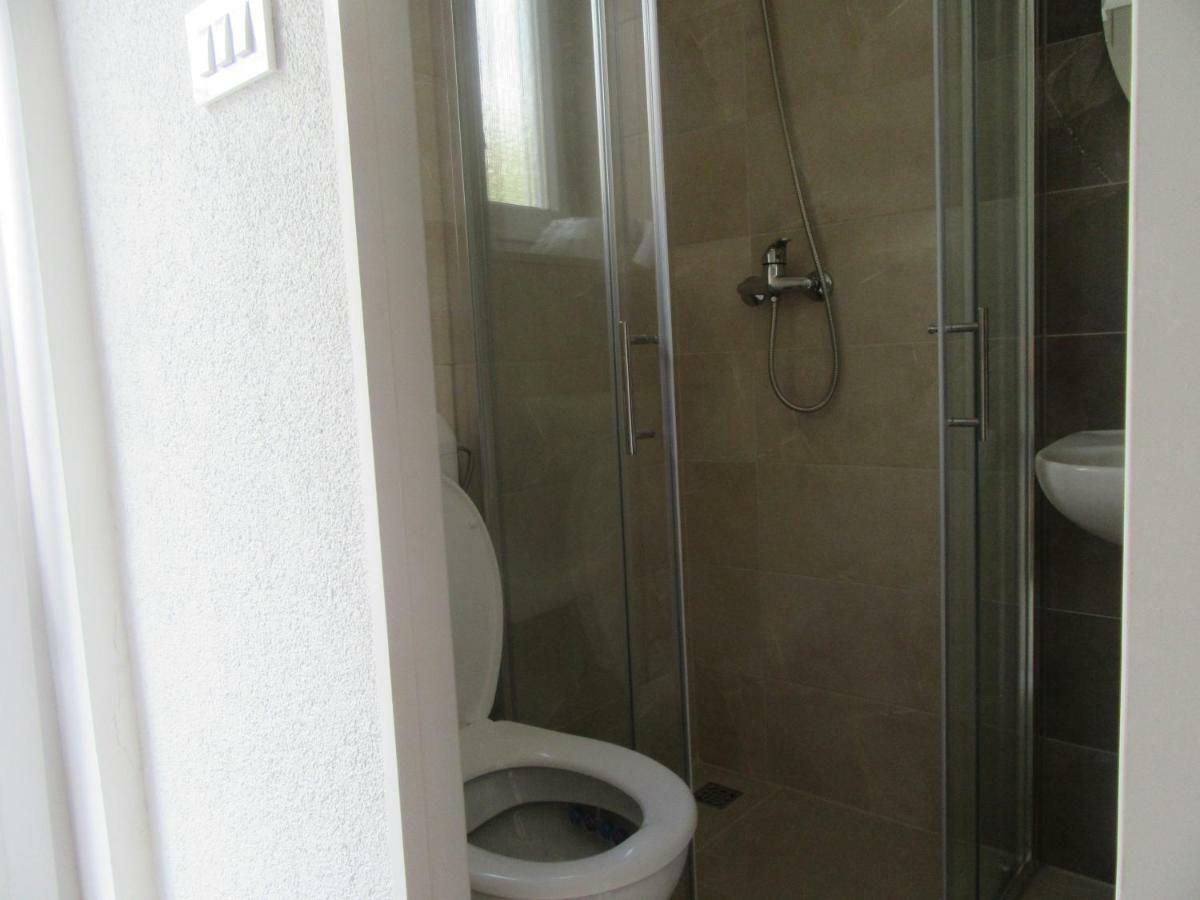 Apartment Vanesa Zara Esterno foto